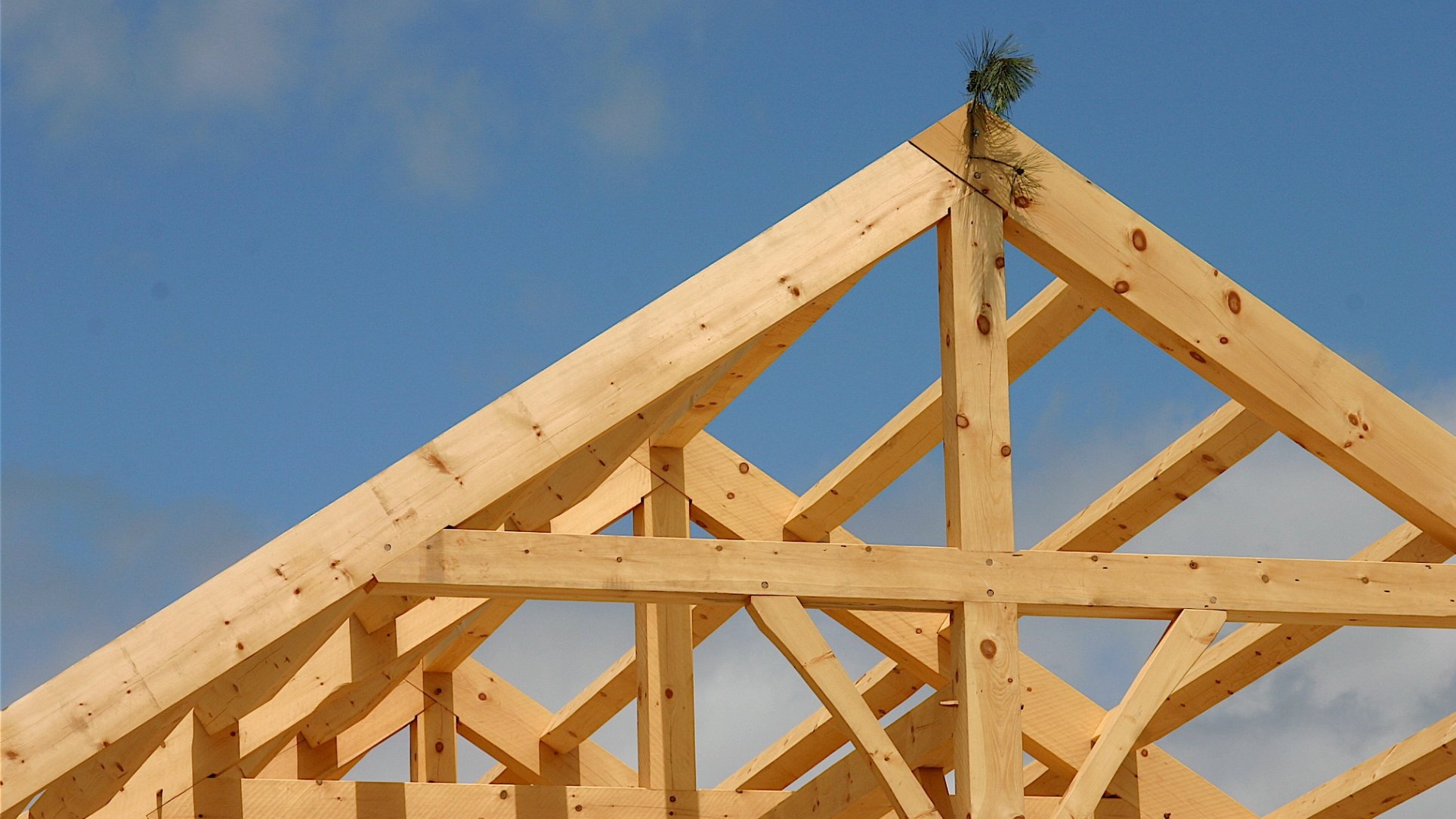 Construction bois : solutions pour les traversées de parois résistant au feu