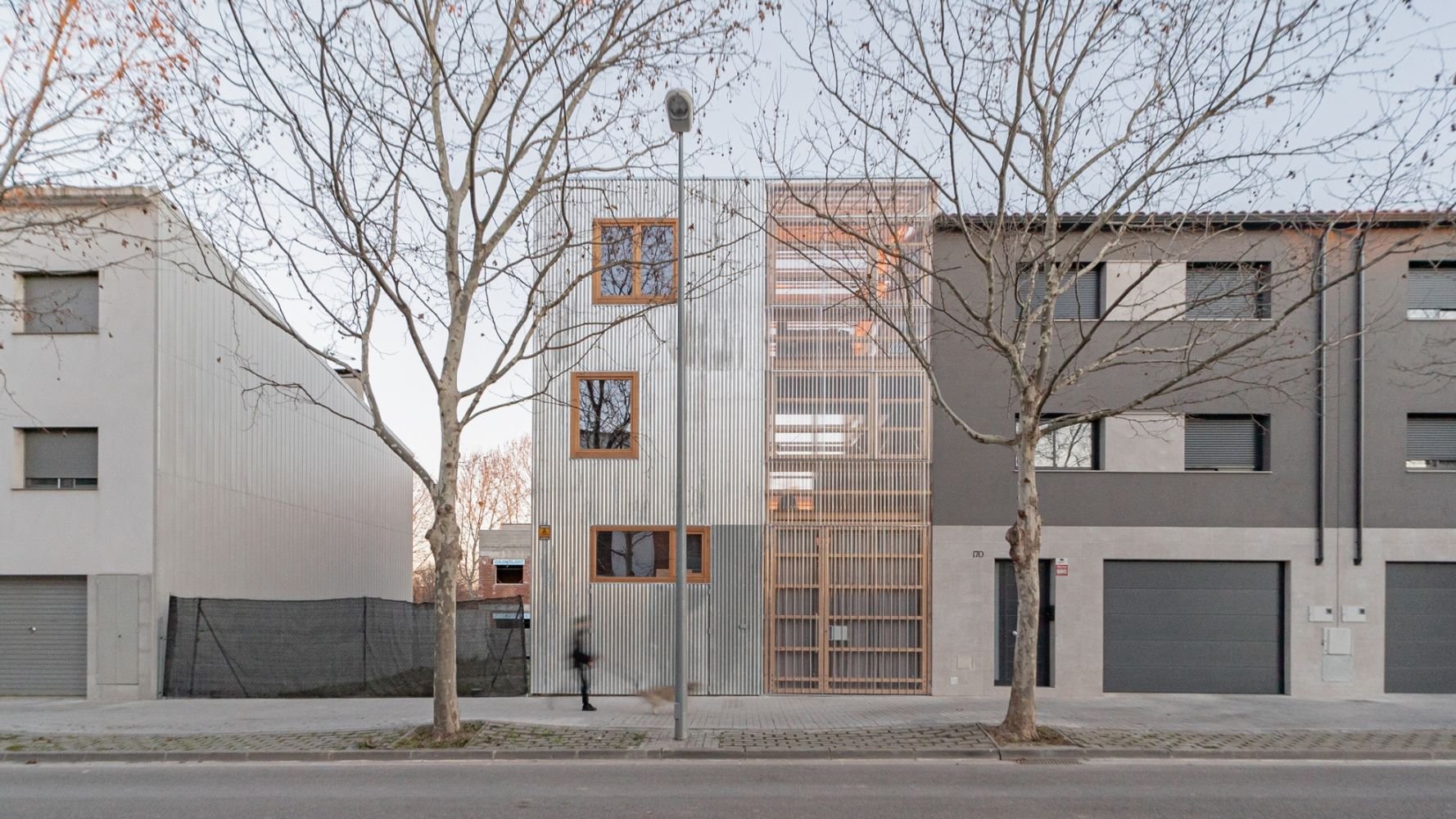 Casa 0006 par Taller11, Vilafranca del Penedès, Espagne