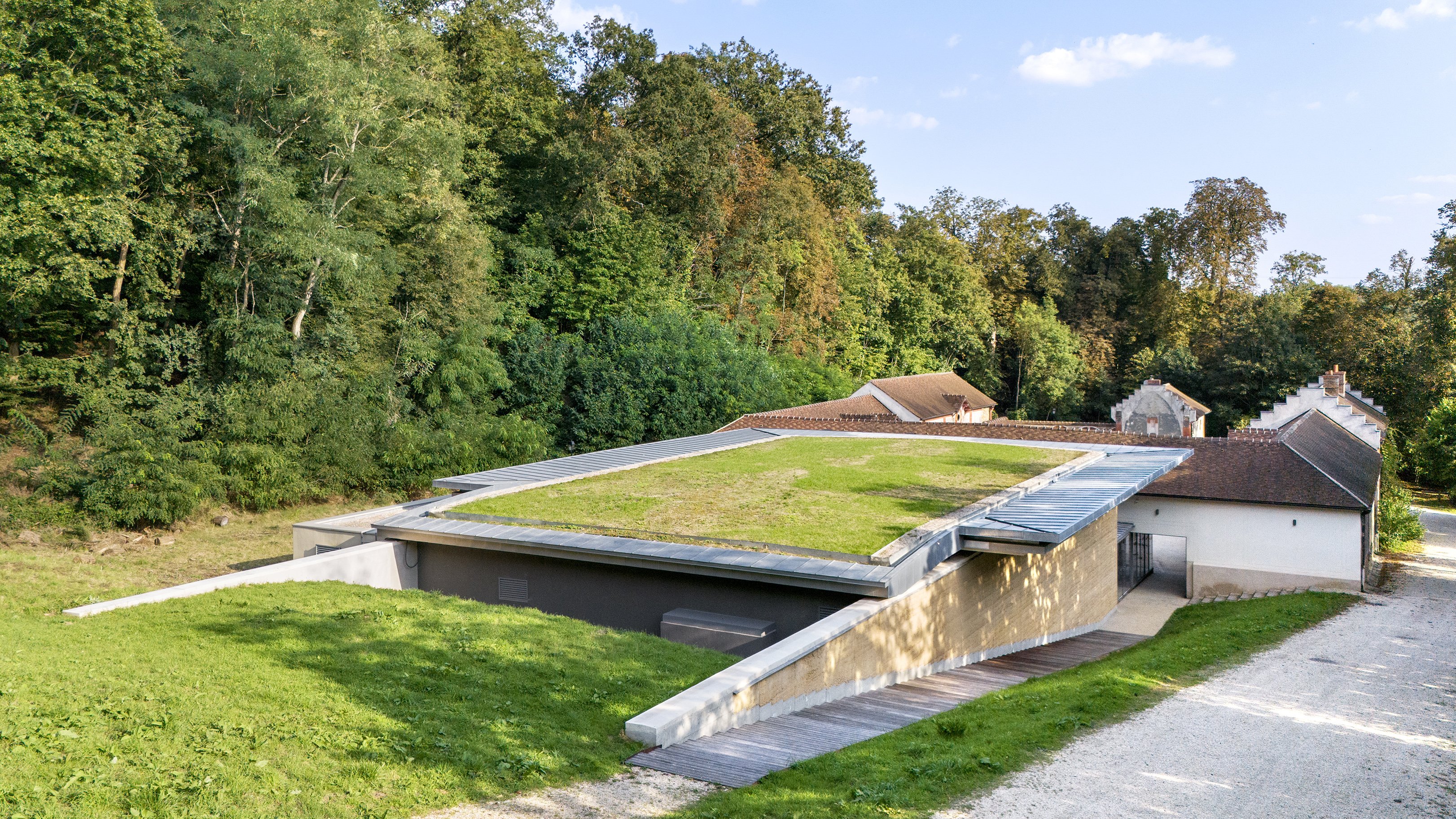Salle polyvalente à Châteaufort, Yvelines, France
